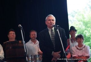 2009 Germanfest: Mayor Tom Henry