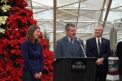 2009/11/24: Lisa Young, John Riley and Mayor Tom Henry