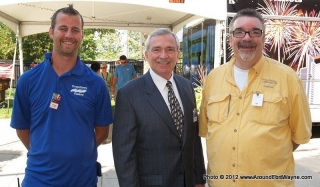 2012/07/13: Adam Ehle, Mayor Tom Henry and Jack Hammer