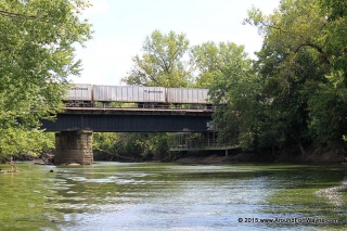 2015/08/11: Rollin\' on the bridge over the river