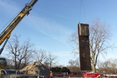 Guldlin Park crane removing a EFCO form