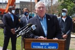 Fort Wayne Mayor Tom Henry