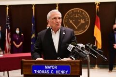 Fort Wayne Mayor Tom Henry
