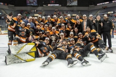 Komets Hockey celebrates their Kelly Cup win