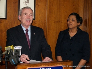 2011/04/18: Mayor Tom Henry and Julie Sanchez