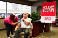Mayor Tom Henry receives Flu Shot