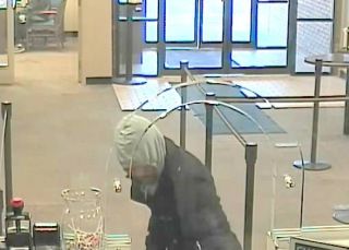 2016/01/28: Chase Bank Robbery Suspect