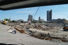 2009/07/01: On the concourse, down the third base line