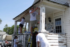 2012/08/02: City of Fort Wayne works on a private residence