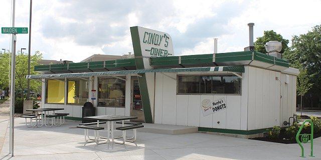 Cindy's Diner at her new location
