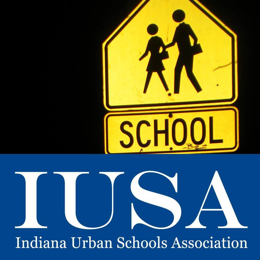 IUSA side logo