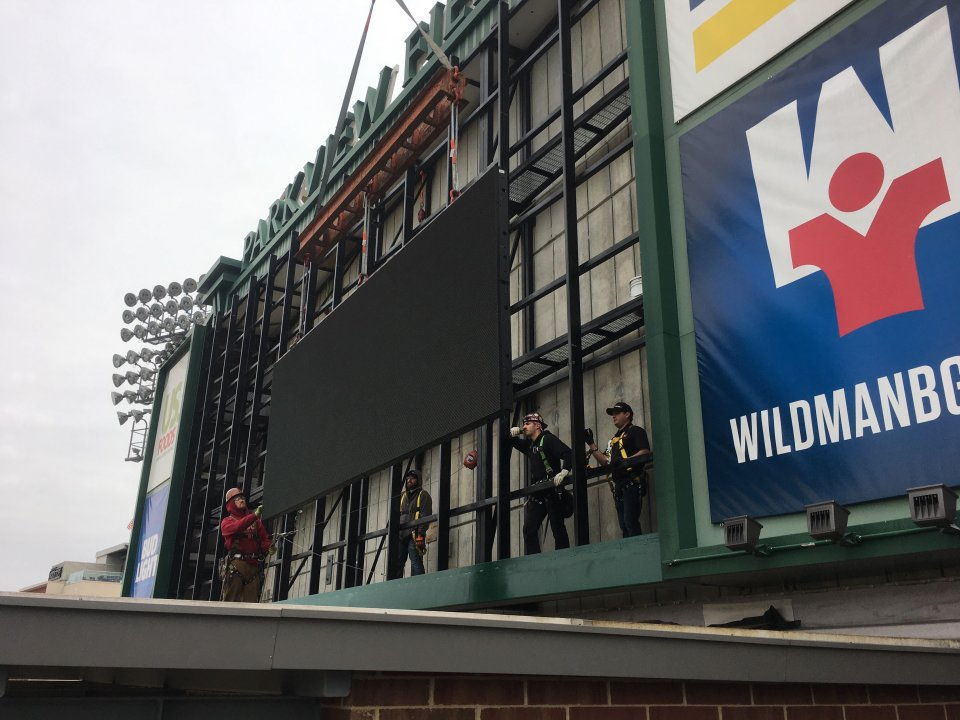 Installation of the new HD video board